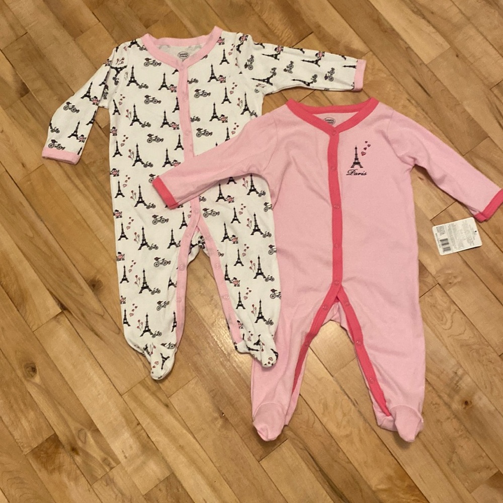 Luvable Friends Sleep n Play Footies Bundle of 2 NEW 6-9M